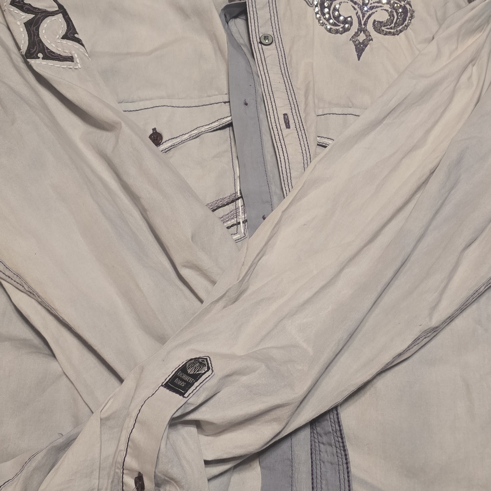 Roar Men’s Cream Embroidered Button-Up Shirt